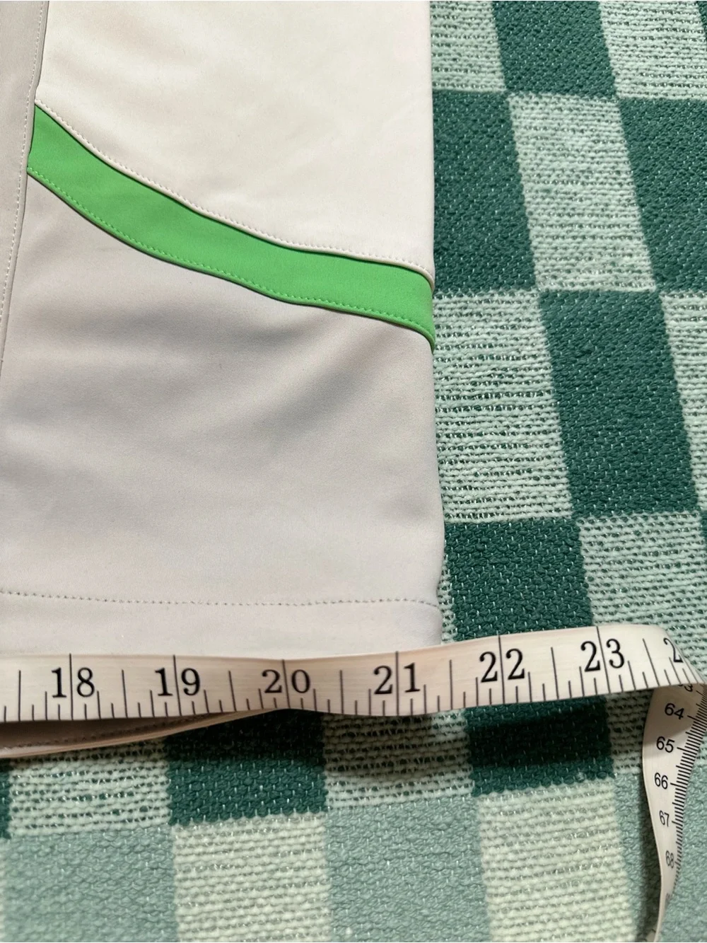 Galvin Green Windstopper Soft Shell Quarter Zip Pull-over Size Medium
